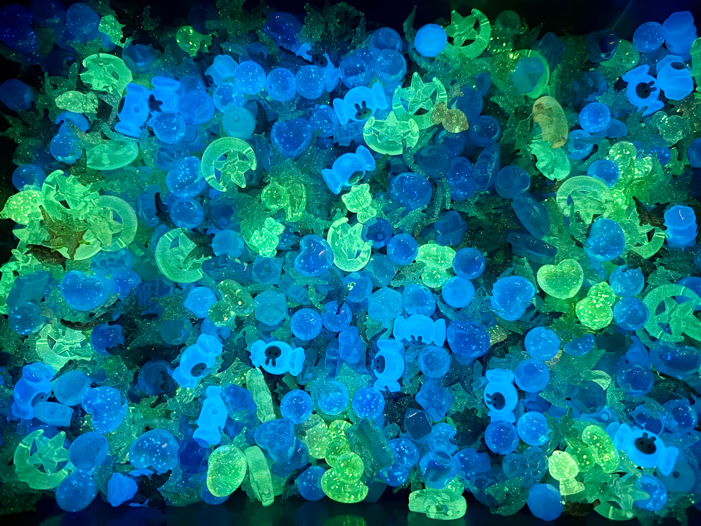 Luminous acrylic beads