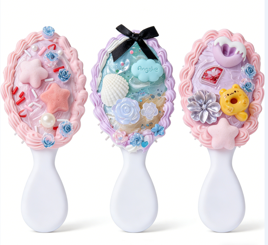 Handmade Mini Cushion Comb